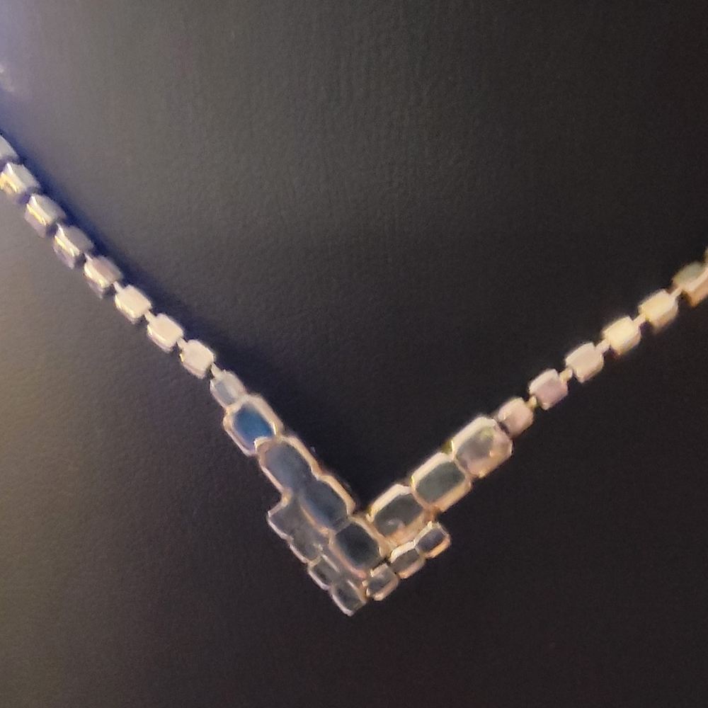 Source Unknown Silver Crystal Necklace - image 4
